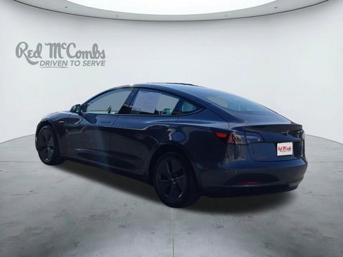 Used 2023 Tesla Model 3 Standard Range image 3