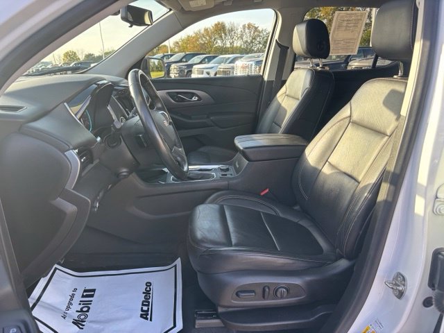 Certified 2021 Chevrolet Traverse Premier w/ LPO, 'HIT The Road' Package AWD/4WD image 16