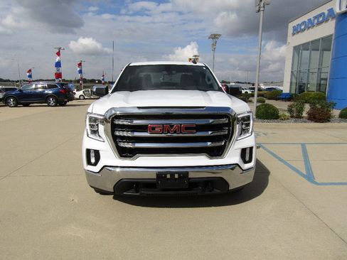 Used 2022 GMC Sierra 1500 SLE image 2