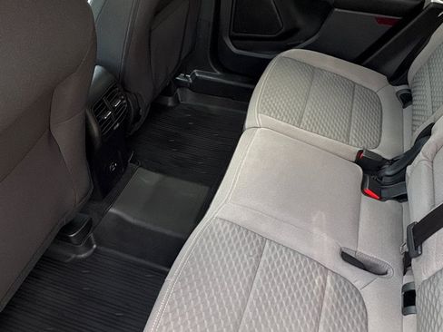 Used 2021 Ford Escape SE w/ SE Sport Appearance Package FWD image 12