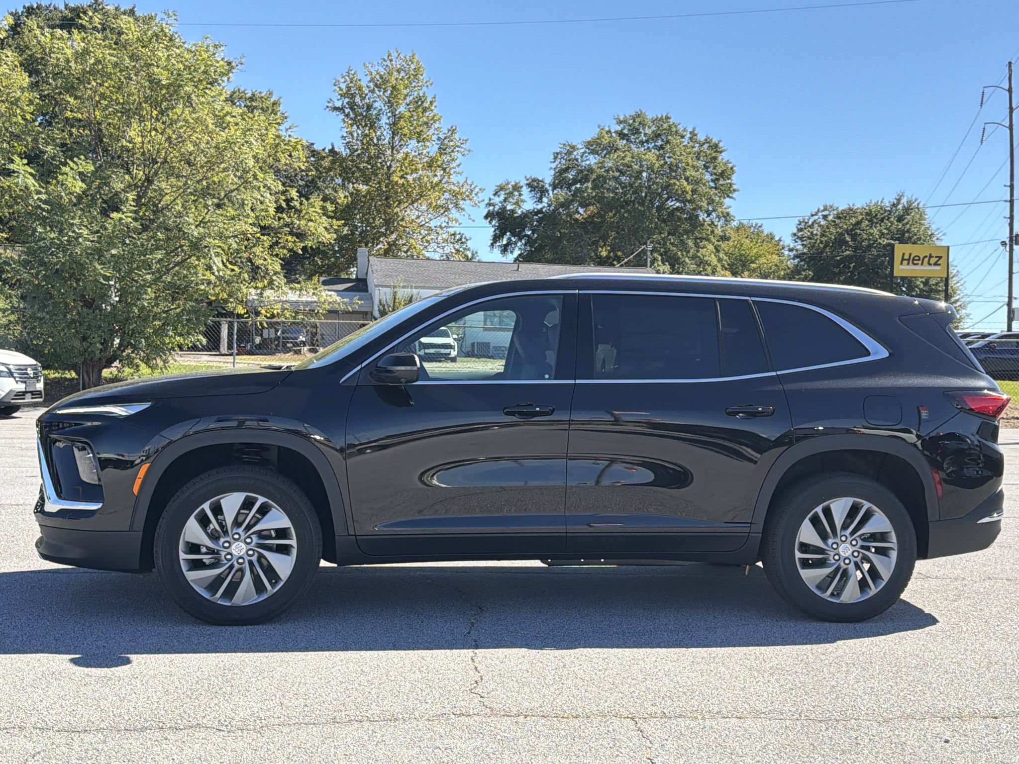 New 2027 Buick Enclave Preferred w/ LPO, Floor Liner Package FWD image 21
