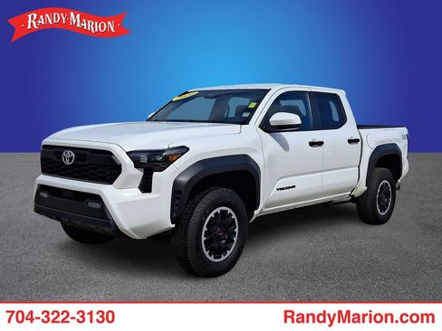 Used 2024 Toyota Tacoma TRD Off-Road AWD/4WD image 1