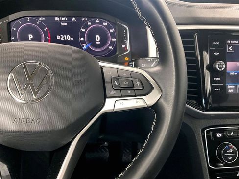Used 2023 Volkswagen Atlas SE AWD/4WD image 24