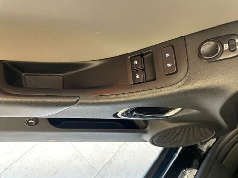Used 2014 Chevrolet Camaro LS RWD image 9