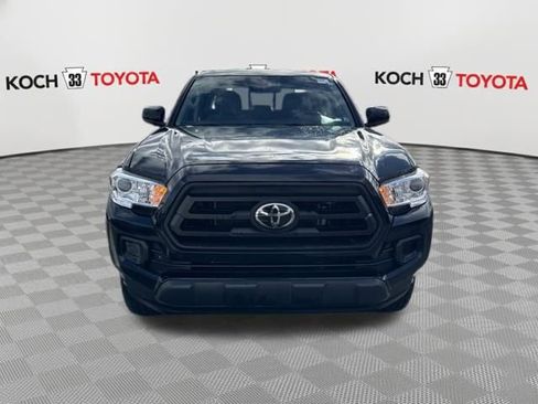 Used 2022 Toyota Tacoma SR image 2