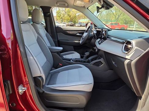 Certified 2025 Chevrolet TrailBlazer LT image 24