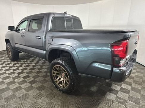 Used 2023 Toyota Tacoma SR AWD/4WD image 4