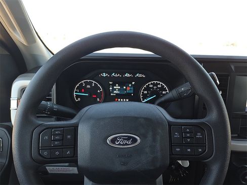 New 2024 Ford F550 4x4 SuperCab Super Duty image 21