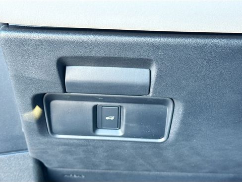 New 2026 Land Rover Range Rover Evoque S image 35