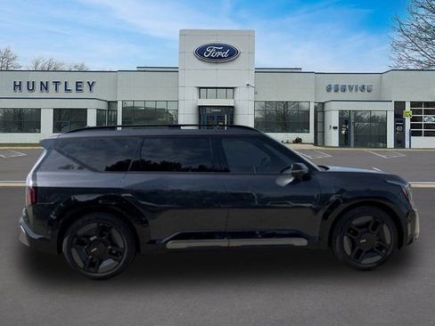 Used 2024 Kia EV9 GT-Line AWD/4WD image 3