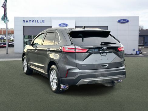 Used 2022 Ford Edge SEL w/ Convenience Package image 4