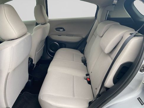 Used 2018 Honda HR-V EX image 19