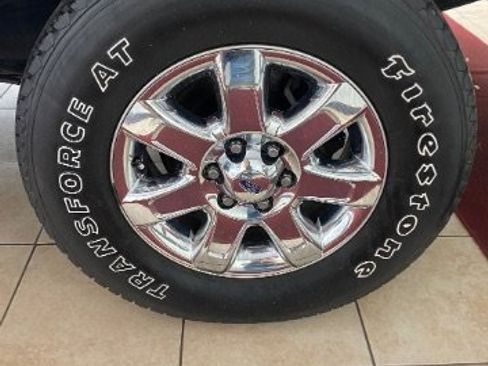 Used 2013 Ford F150 XLT w/ Luxury Equipment Group AWD/4WD image 24