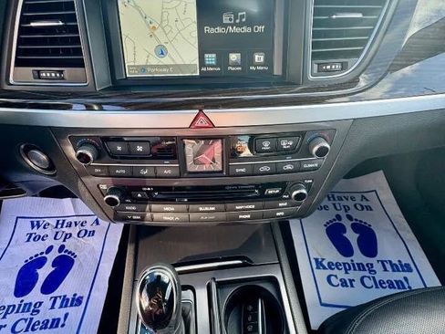 Used 2017 Genesis G80 3.8 image 11