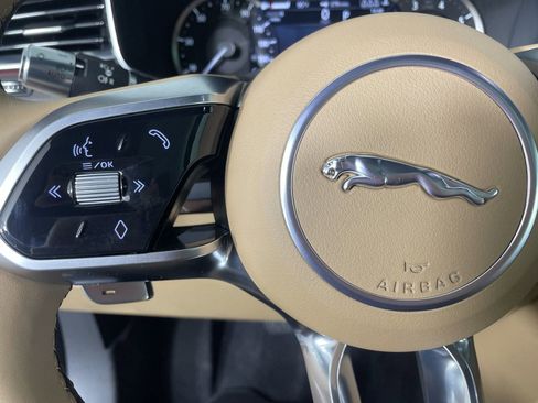 New 2023 Jaguar F-PACE S image 14