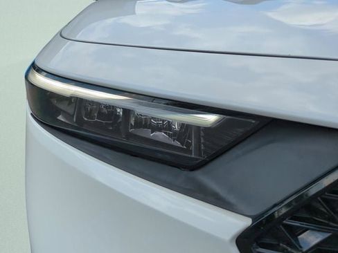 Used 2023 Honda Accord Sport image 10