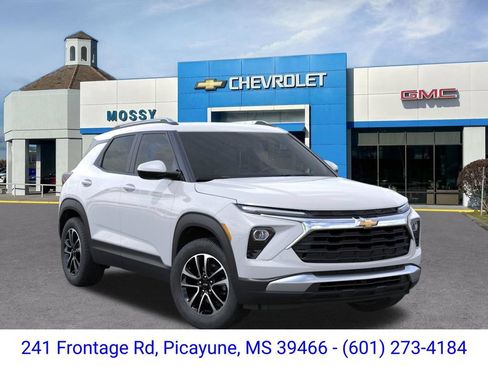 New 2026 Chevrolet TrailBlazer LT FWD image 7