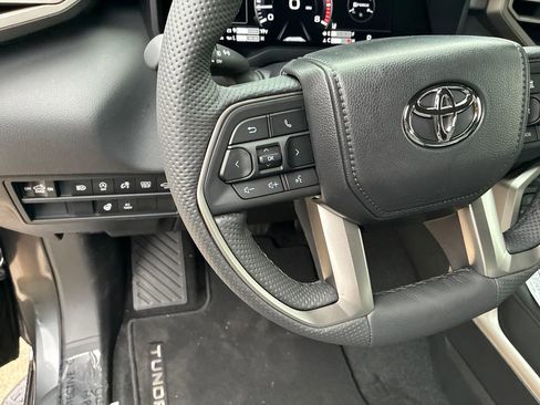 New 2026 Toyota Tundra Limited AWD/4WD image 25
