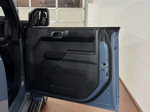 Used 2025 Ford Bronco Outer Banks image 38