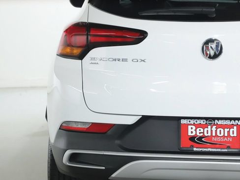 Used 2023 Buick Encore GX Select w/ Safety Package II AWD/4WD image 44