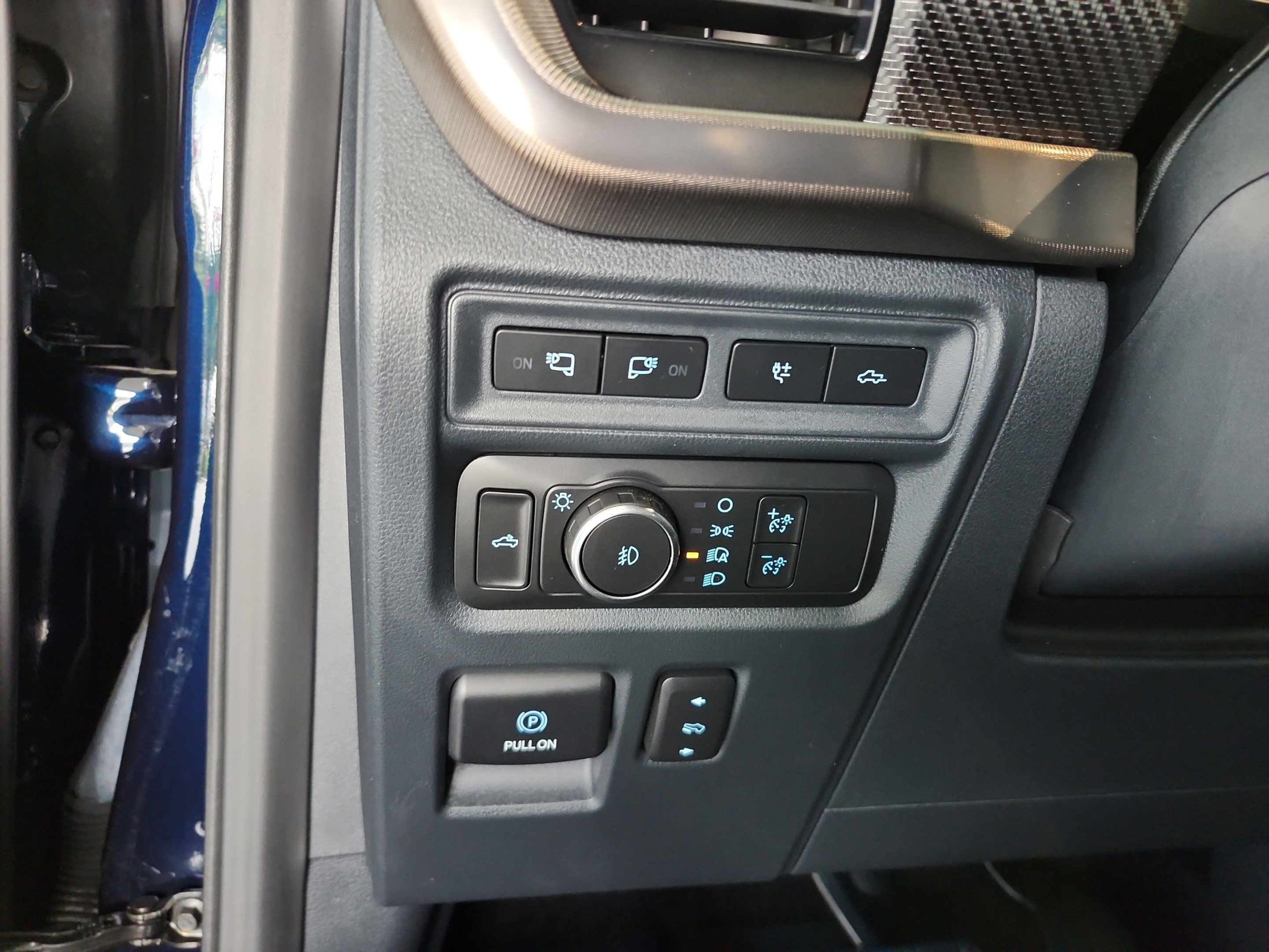 Used 2022 Ford F150 Raptor w/ Equipment Group 801A High AWD/4WD image 14