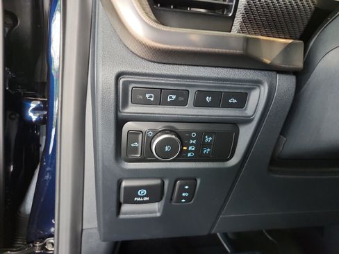 Used 2022 Ford F150 Raptor w/ Equipment Group 801A High AWD/4WD image 14