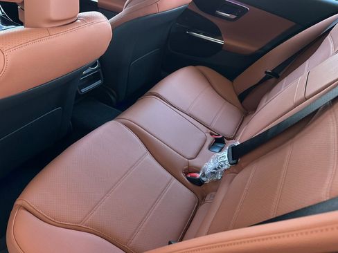 New 2025 Mercedes-Benz C 300 4MATIC Sedan image 10