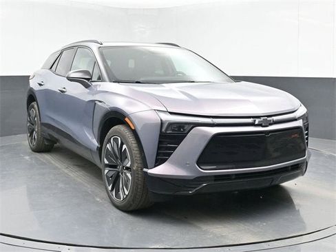 New 2026 Chevrolet Blazer EV RS image 2