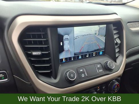 Used 2023 GMC Acadia Denali w/ Denali Ultimate Package AWD/4WD image 17