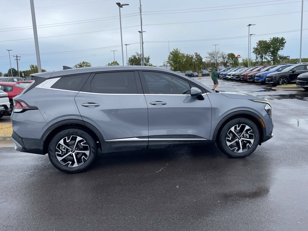 Used 2023 Kia Sportage EX FWD image 8