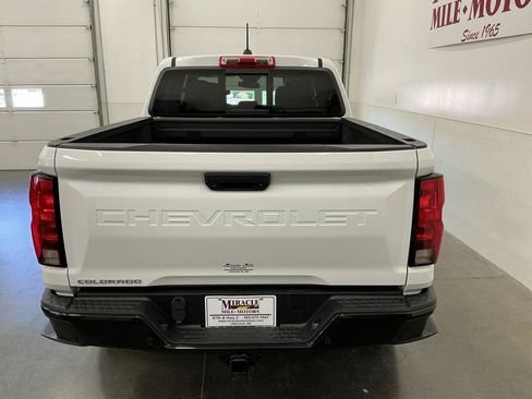 Used 2023 Chevrolet Colorado Trail Boss w/ Technology Package AWD/4WD image 5