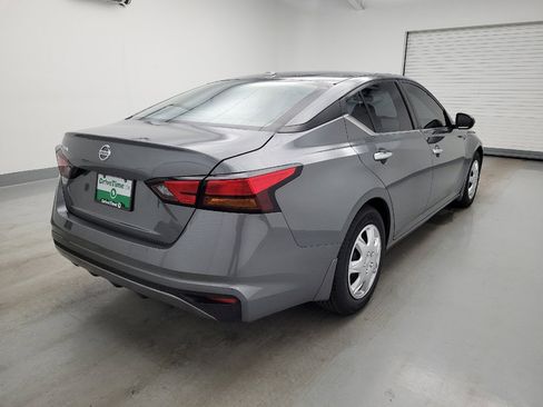Used 2019 Nissan Altima 2.5 S FWD image 9