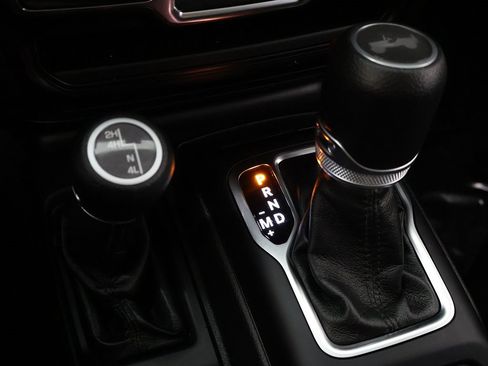 Used 2022 Jeep Wrangler Unlimited Willys image 43