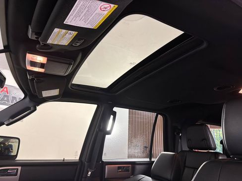 Used 2017 Ford Expedition Limited w/ Equipment Group 301A image 2