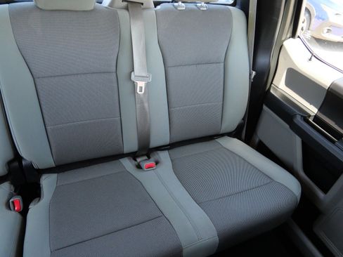 Used 2015 Ford F150 XL w/ Equipment Group 101A Mid AWD/4WD image 14