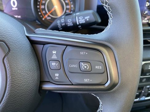 Certified 2025 Jeep Wrangler Sport S image 14