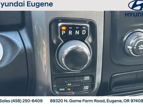 Used 2024 RAM 1500 Classic SLT image 24