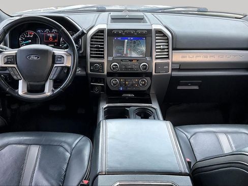 Used 2020 Ford F250 Platinum w/ Tremor Off-Road Package AWD/4WD image 16
