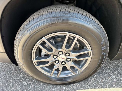 New 2026 GMC Acadia Elevation w/ LPO, Floor Liner Package image 10