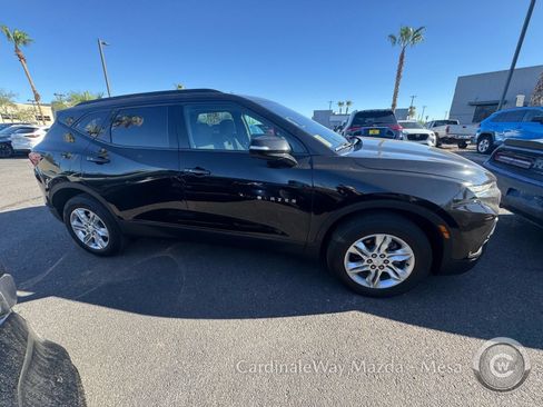 Used 2021 Chevrolet Blazer LT FWD image 3