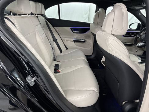 Certified 2025 Mercedes-Benz C 300 Sedan image 31