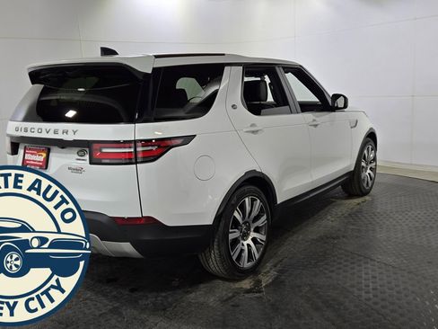 Used 2019 Land Rover Discovery HSE image 10