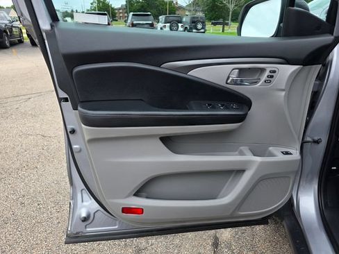 Used 2019 Honda Pilot EX-L image 23