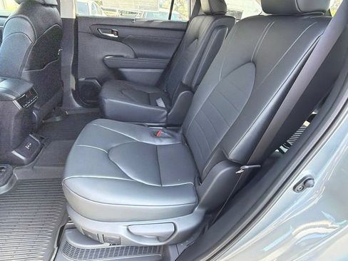 New 2026 Toyota Highlander XLE AWD/4WD image 35