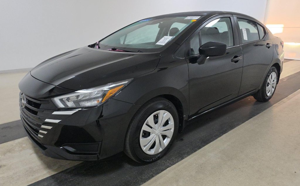 Used 2025 Nissan Versa S w/ Trunk Package FWD image 6