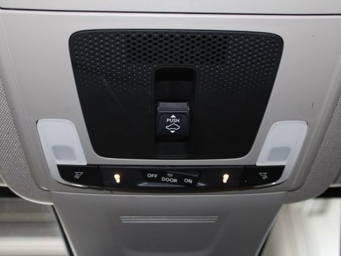 Used 2024 Honda CR-V EX-L image 38