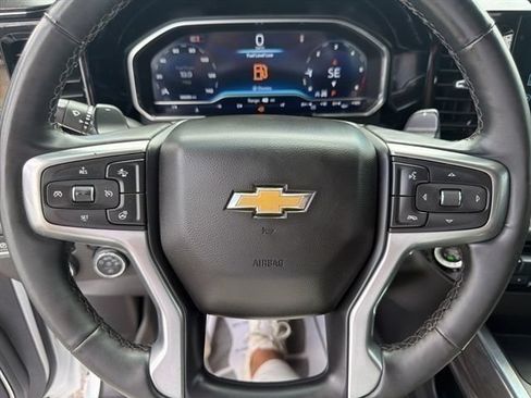 Used 2024 Chevrolet Silverado 1500 LTZ AWD/4WD image 27