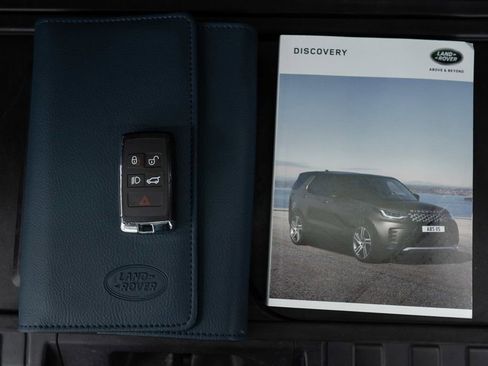 Used 2023 Land Rover Discovery S R-Dynamic image 65