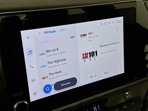 Certified 2025 Toyota Camry SE image 15