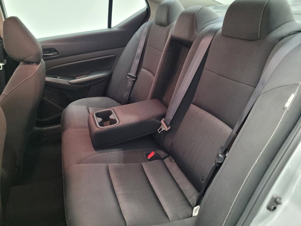 Used 2024 Nissan Altima 2.5 SV FWD image 18